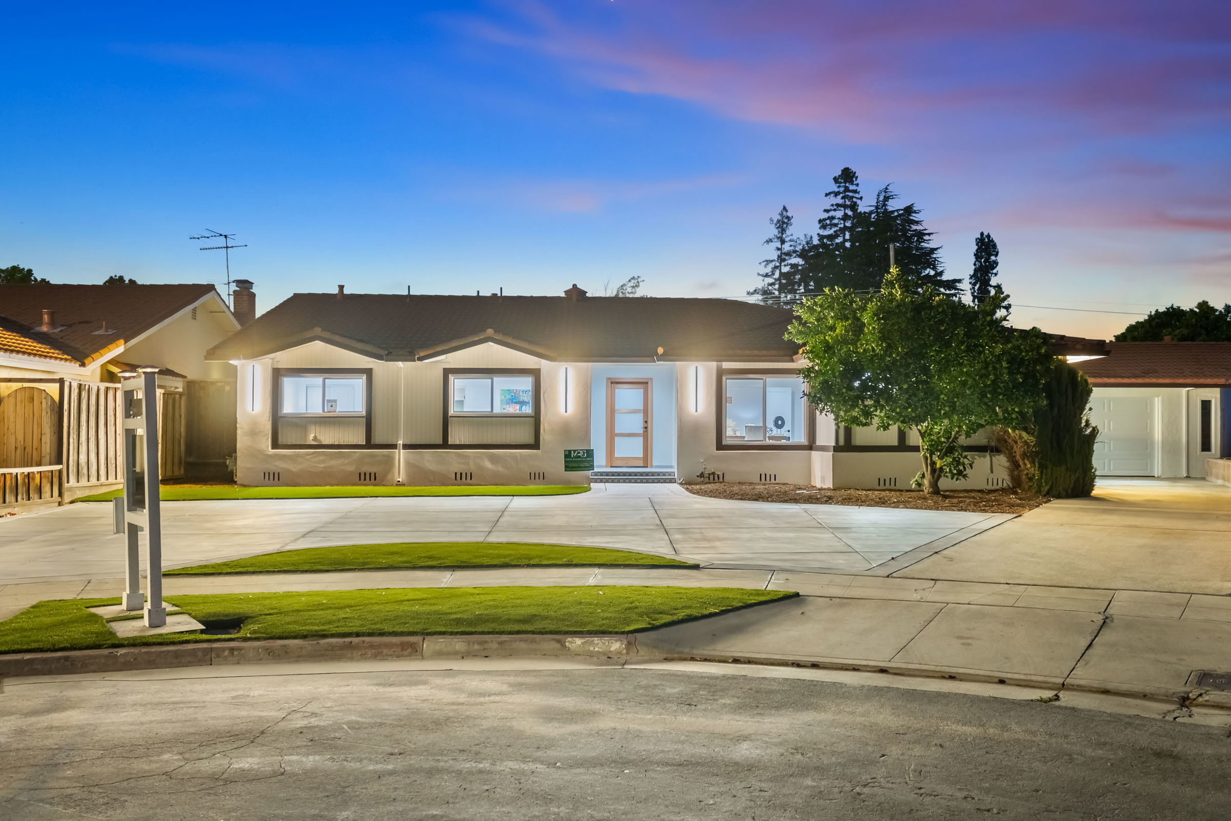 3370 Elgin Ln